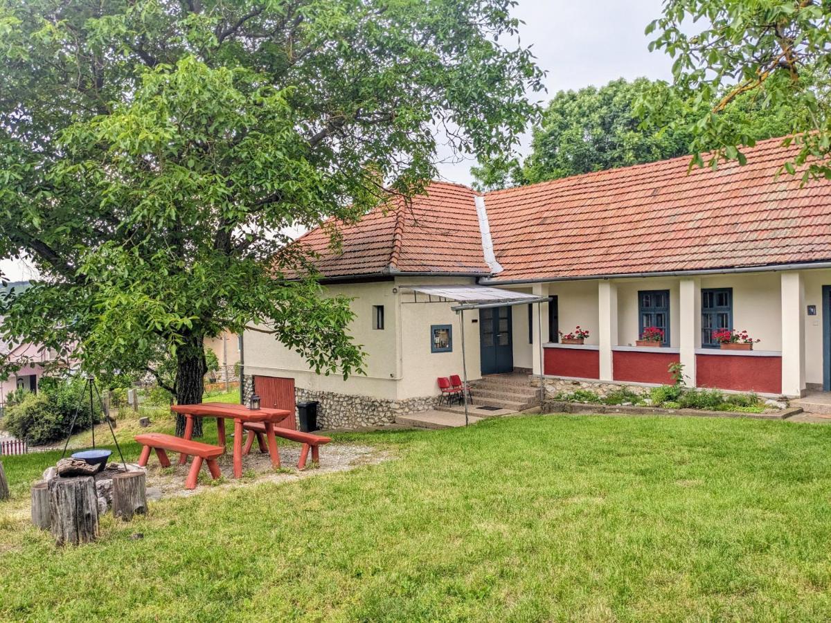 Guest House Magyar Route 66 Szilvasvarad Room photo